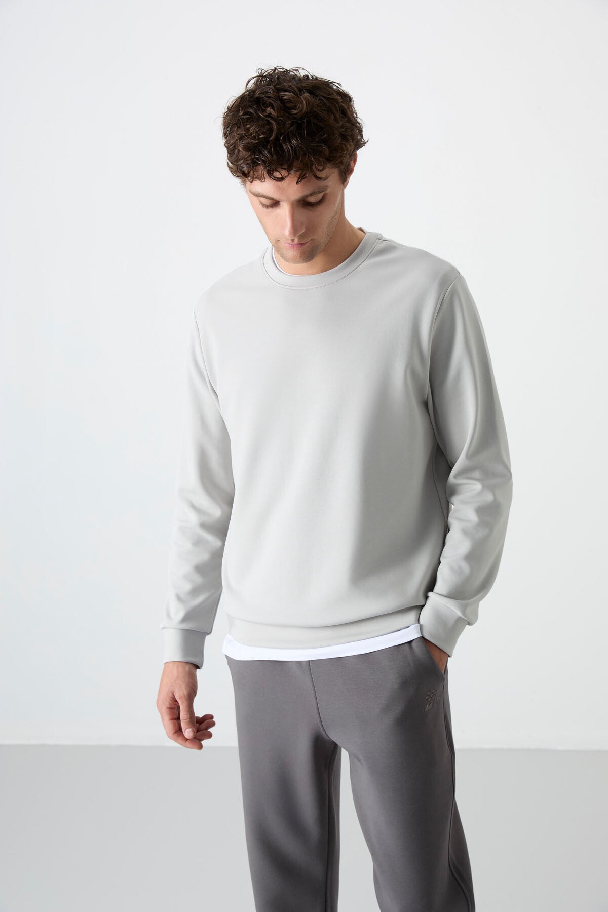 sweat-shirt pour homme à col rond et coupe confortable - 88053