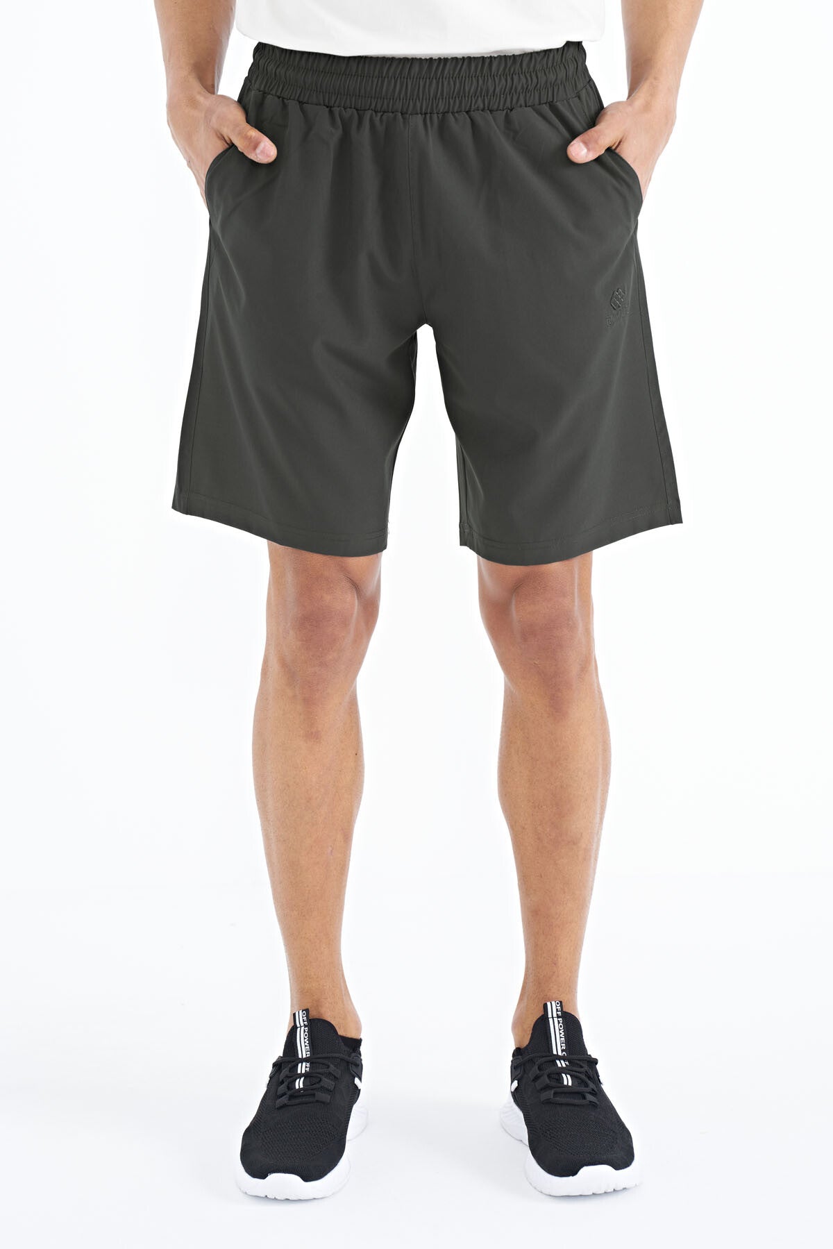 <tc>Short pour homme avec poches latérales et taille élastiquée - 81238</tc>