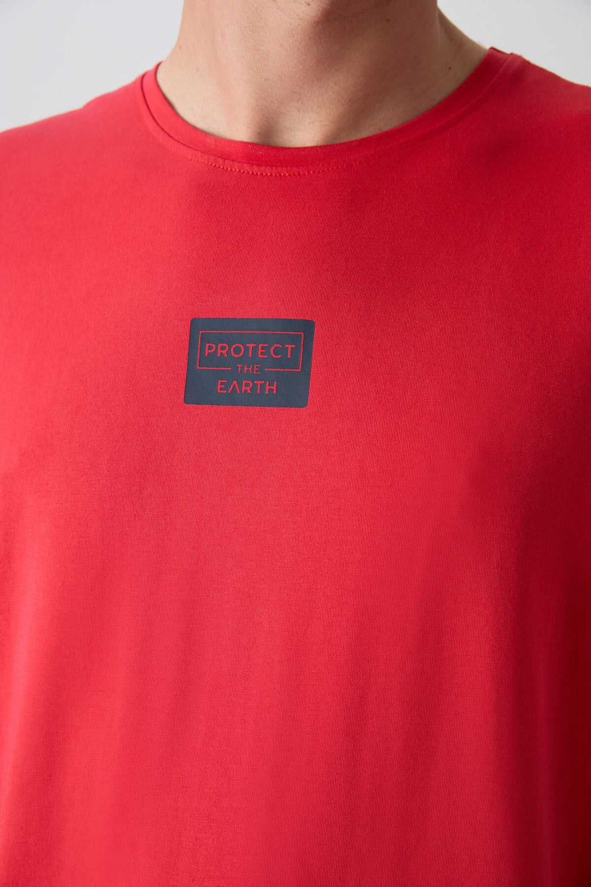 beyaz - siyah pamuklu yumuşak dokulu standart fit baskili erkek şortlu takim - 85243 - Justyol