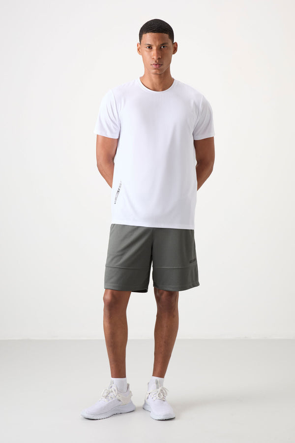 <tc>T-shirt de performance pour homme en polyester, respirant, à texture fine et extensible, coupe standard - 88388</tc>