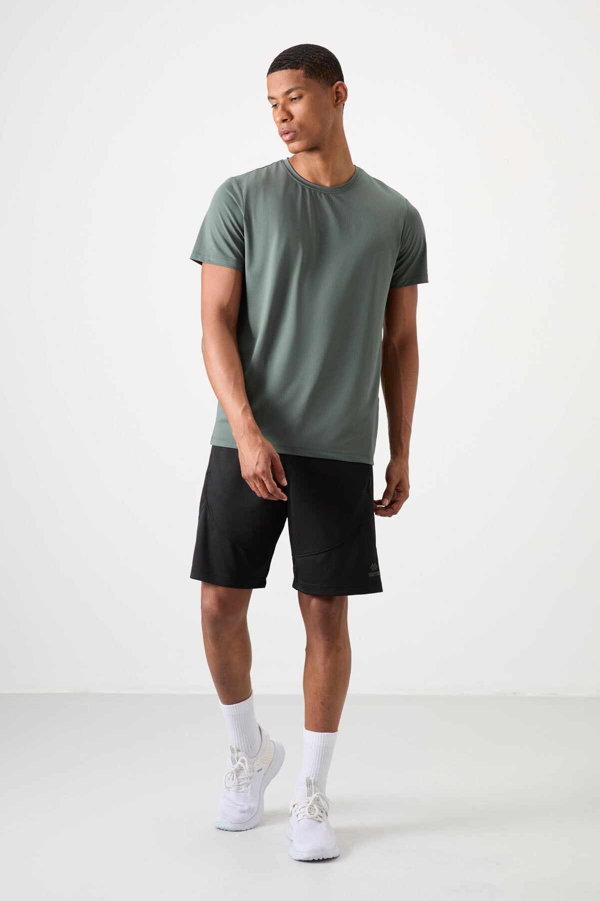 polyester nefes alan dokulu ince esnek standart fit erkek performans t-shirt - 88388 - Justyol