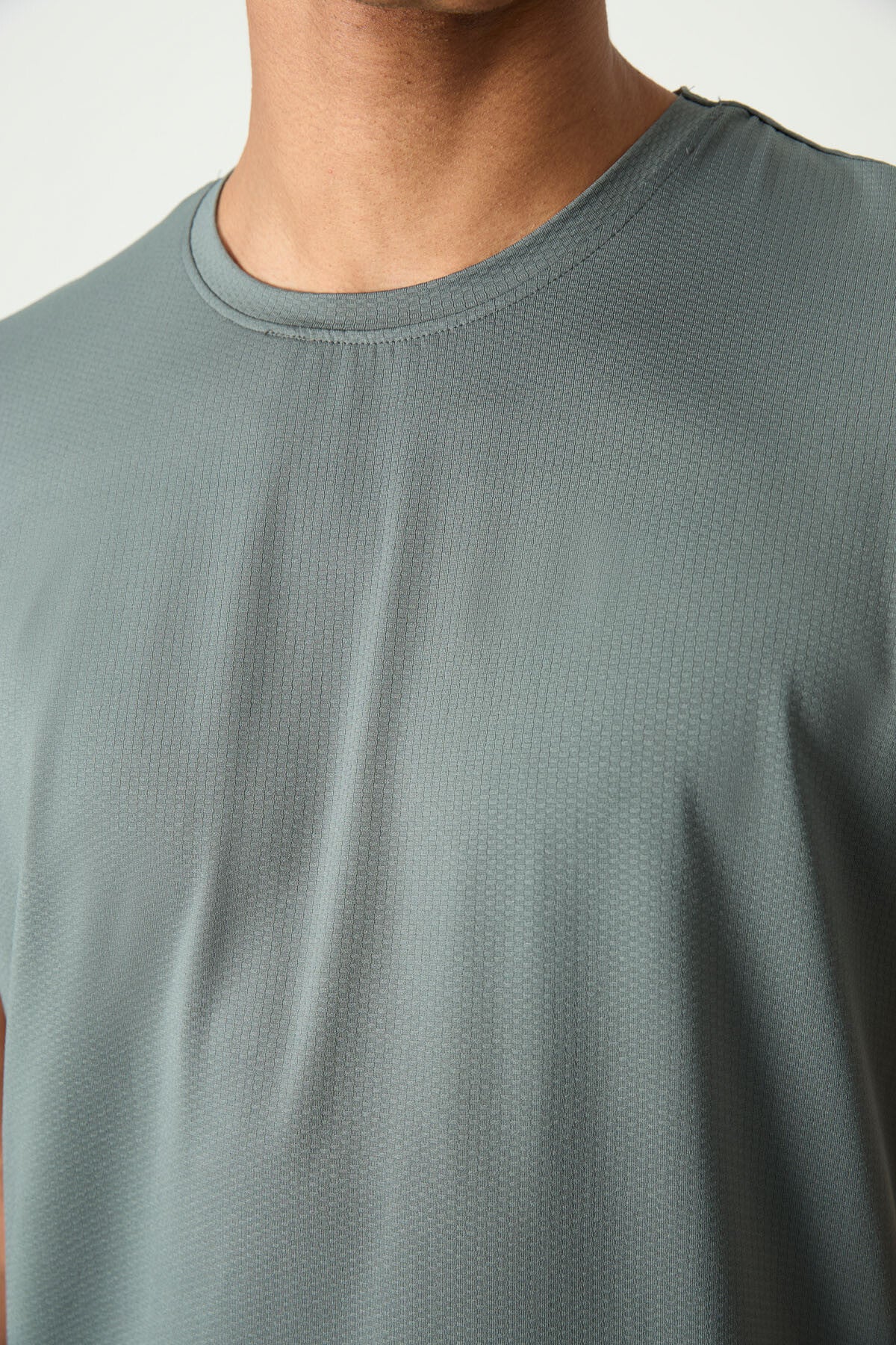 polyester nefes alan dokulu ince esnek standart fit erkek performans t-shirt - 88388 - Justyol