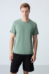 <tc>T-shirt homme basique à manches courtes, coupe standard et col rond - 87911</tc>