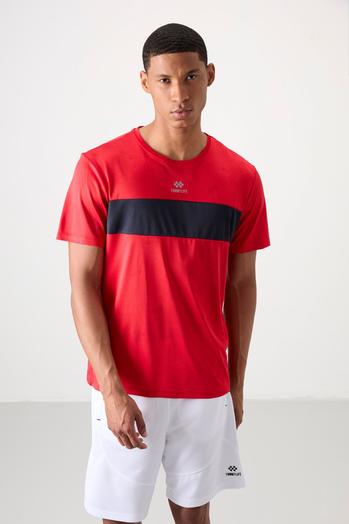 <tc>T-shirt de Performance Homme en Polyester à Texture Respirante, Jacquard, Fine, Élastique et Coupe Standard - 88398</tc>