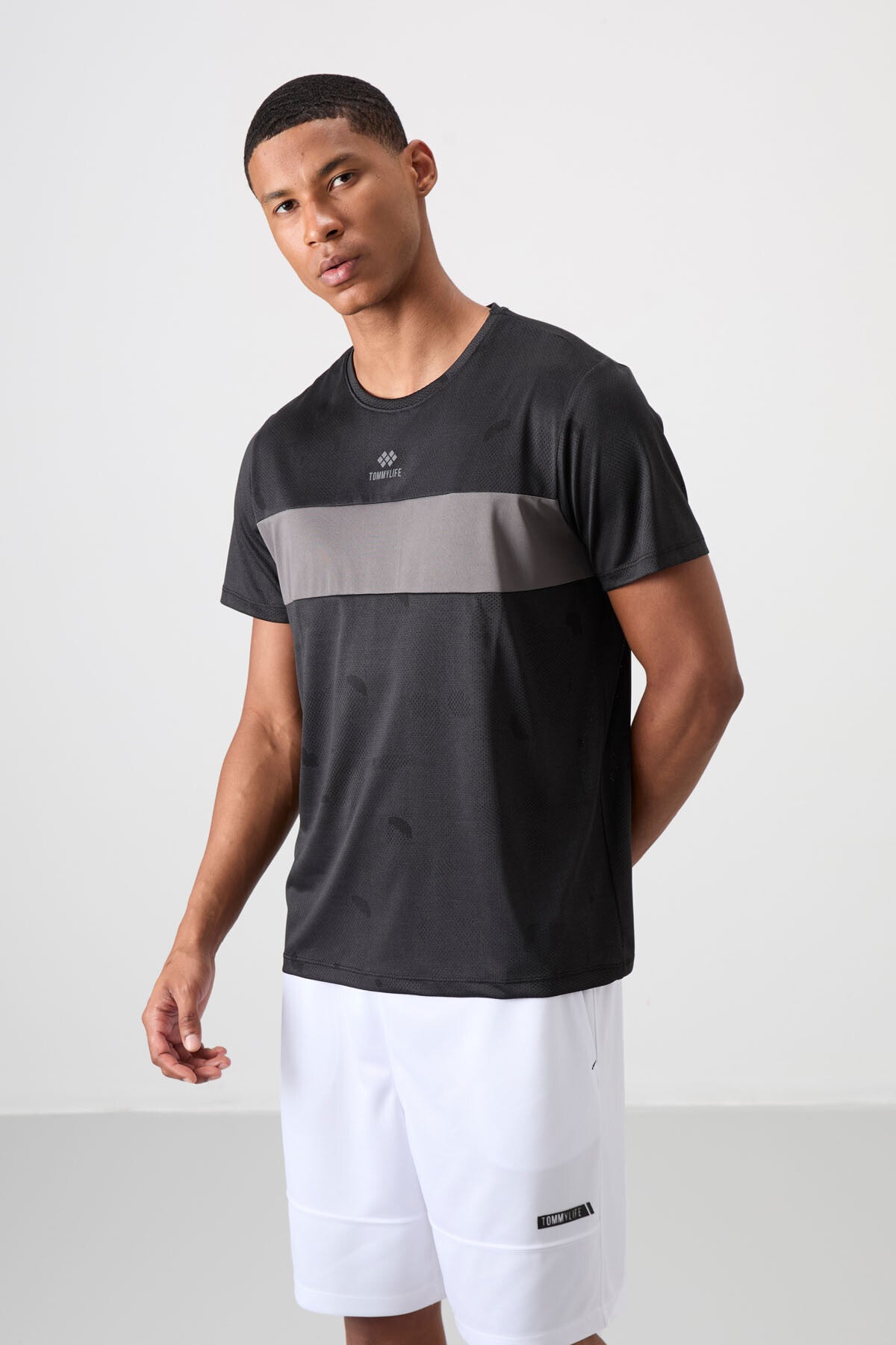 <tc>T-shirt de Performance Homme en Polyester à Texture Respirante, Jacquard, Fine, Élastique et Coupe Standard - 88398</tc>