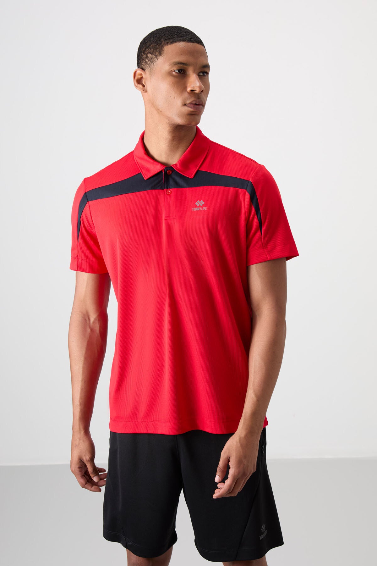 <tc>T-shirt de Performance Homme en Polyester à Texture Respirante, Fine, Élastique, Coupe Standard avec Col Polo - 88392</tc>