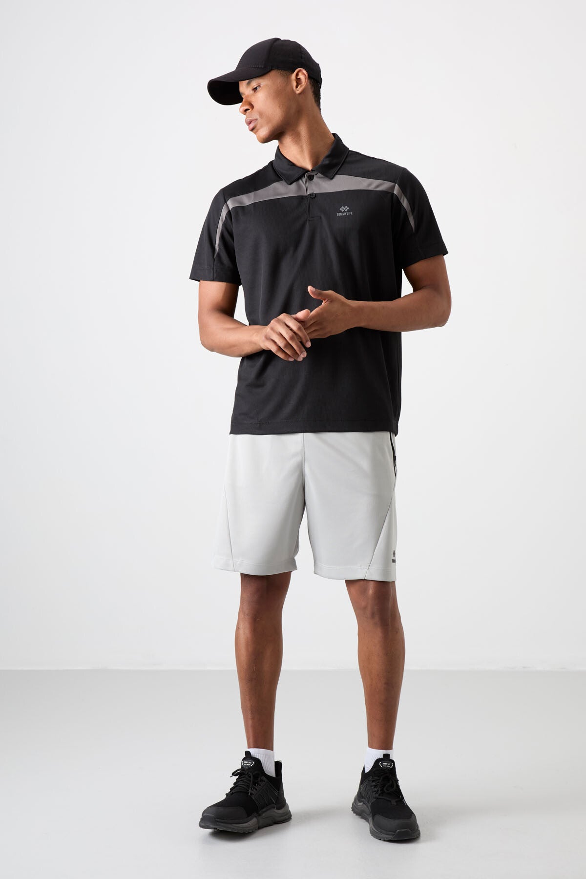 <tc>T-shirt de Performance Homme en Polyester à Texture Respirante, Fine, Élastique, Coupe Standard avec Col Polo - 88392</tc>