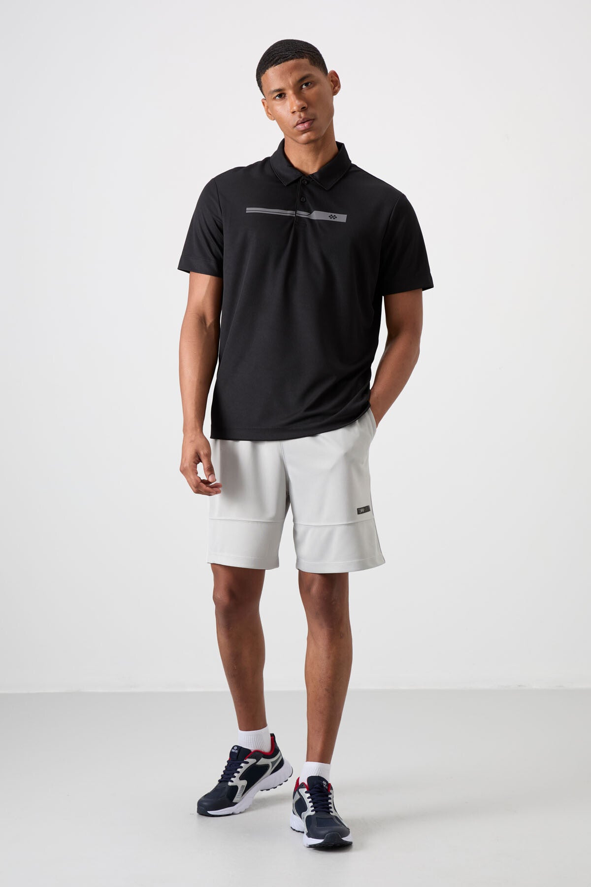 <tc>T-shirt de Performance Homme en Polyester à Texture Respirante, Fine, Élastique, Coupe Standard avec Col Polo - 88393</tc>