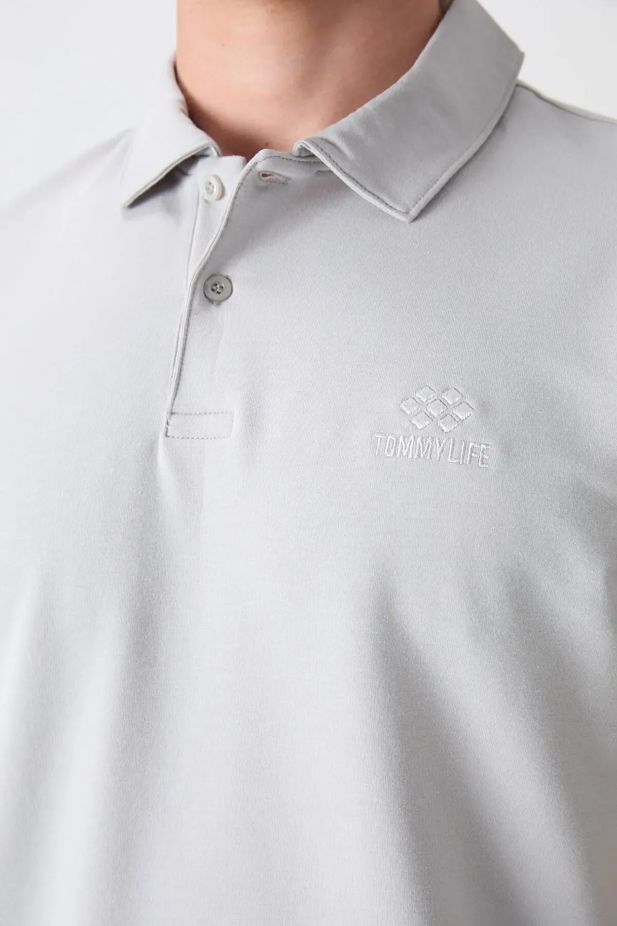 Polo homme en maille avec logo col polo coupe standard- 87748 - Justyol