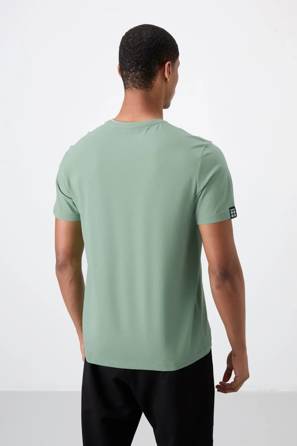 T-shirt homme basique col V manches courtes coupe standard- 87912 - Justyol