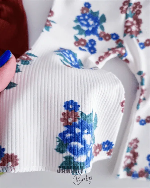 Ensemble bébé 3 pièces florale avec blouse manches ballon et pantalon imprimé