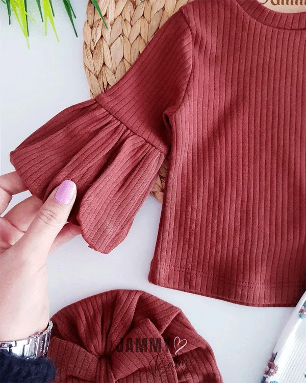 Ensemble bébé 3 pièces florale avec blouse manches ballon et pantalon imprimé