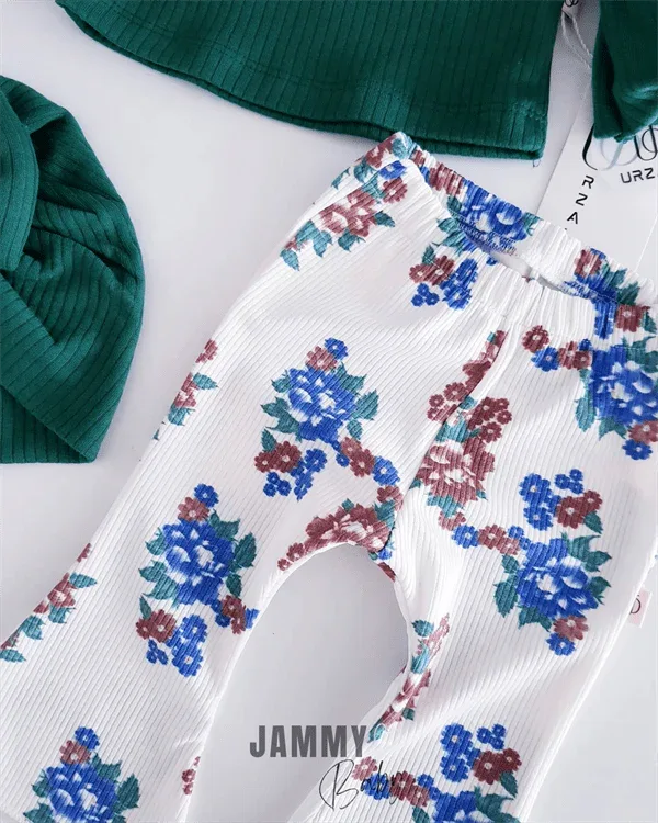 Ensemble bébé 3 pièces florale avec blouse manches ballon et pantalon imprimé