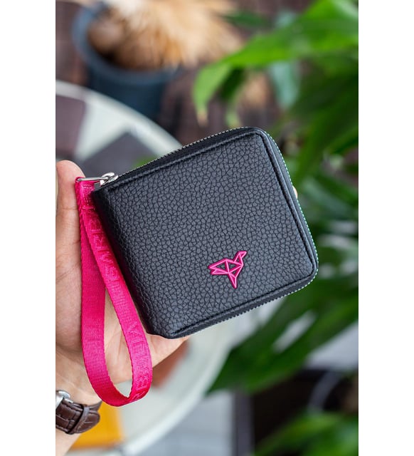 Portefeuille femme zippé fuchsia avec dragonne et porte-monnaie – Nora