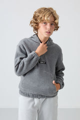 <tc>Sweatshirt Garçon en Polaire Épaisse à Texture Douce, Brodé et Coupe Standard - 11230</tc>