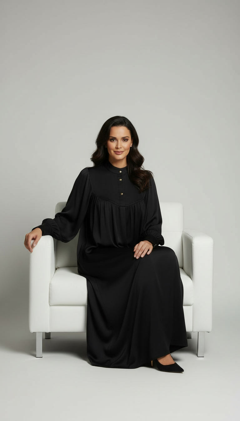 Abaya Noire Élégante en Tissu Crêpe