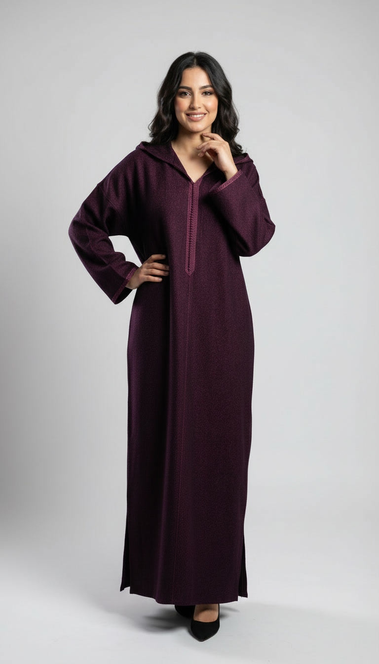 Djellaba Classique – 
 Tissu Type Chanel & Coupe Makhzania Élégante