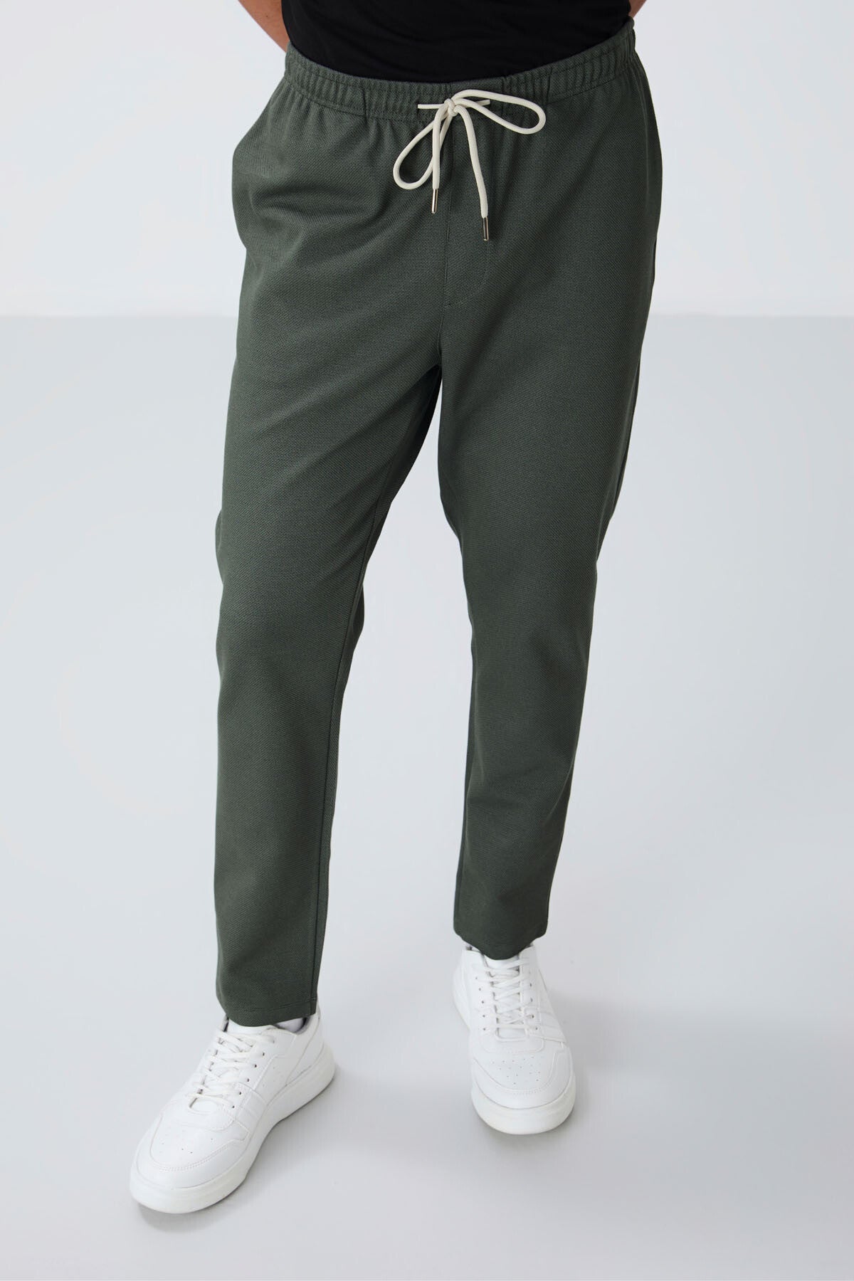 <tc>Pantalon de survêtement pour homme à coupe standard avec surface texturée - 82155</tc>