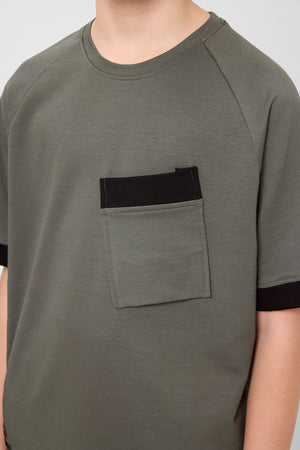 pamuklu yumuşak dokulu oversize cep detayli erkek çocuk t-shirt - 11295 - Justyol