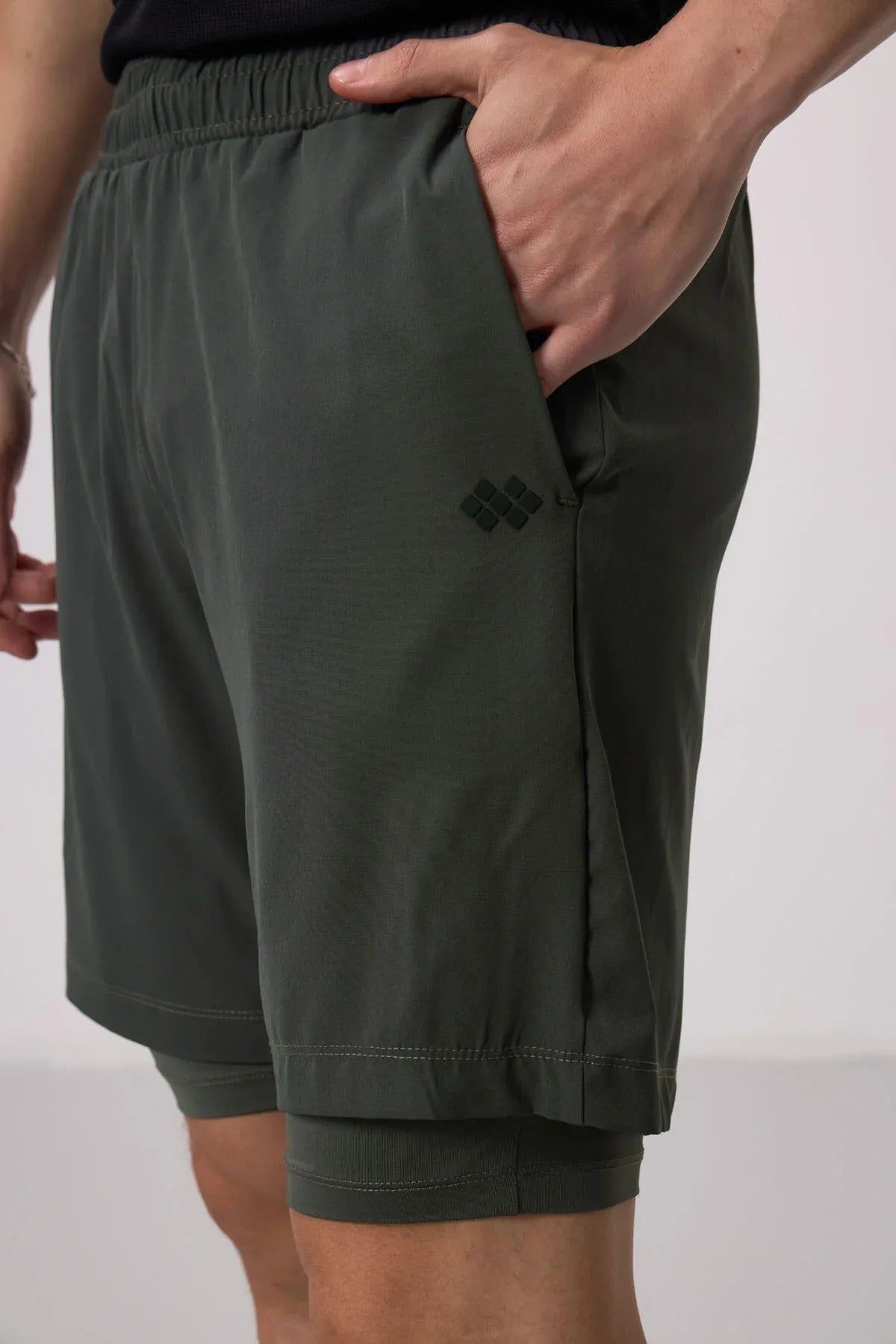 Short pour homme en polyester doux avec taille élastique et insert en leggings - 81287 - Justyol