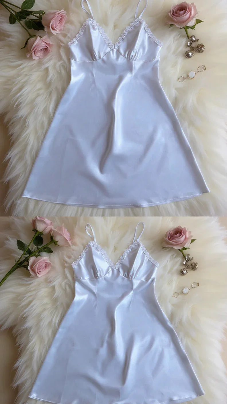 Ensemble nuisette satin femme avec kimono floral et dentelle