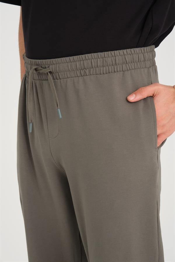 Pantalon jogger homme baggy en maille deux fils