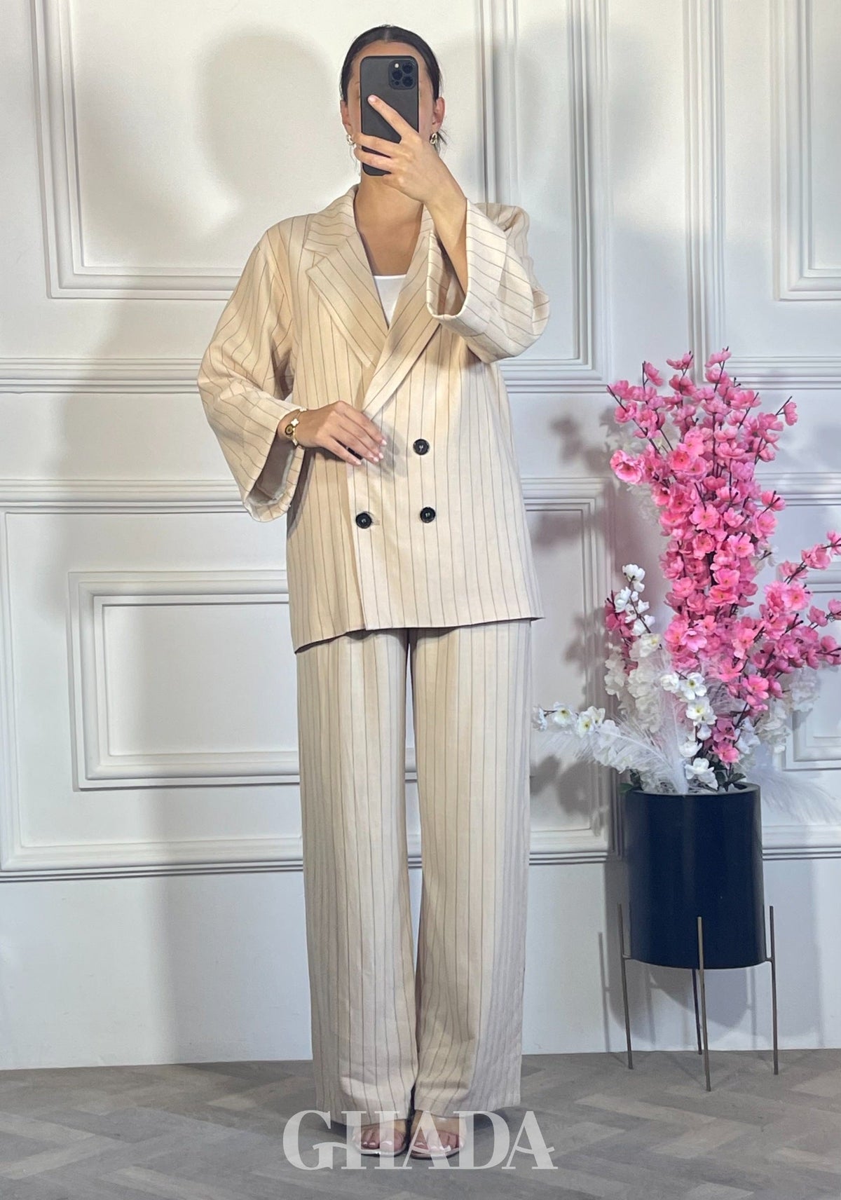 ENSEMBLE TAILLEUR A RAYURES - BEIGE FONCE vue complète - ensemble femme - GHADA FASHION