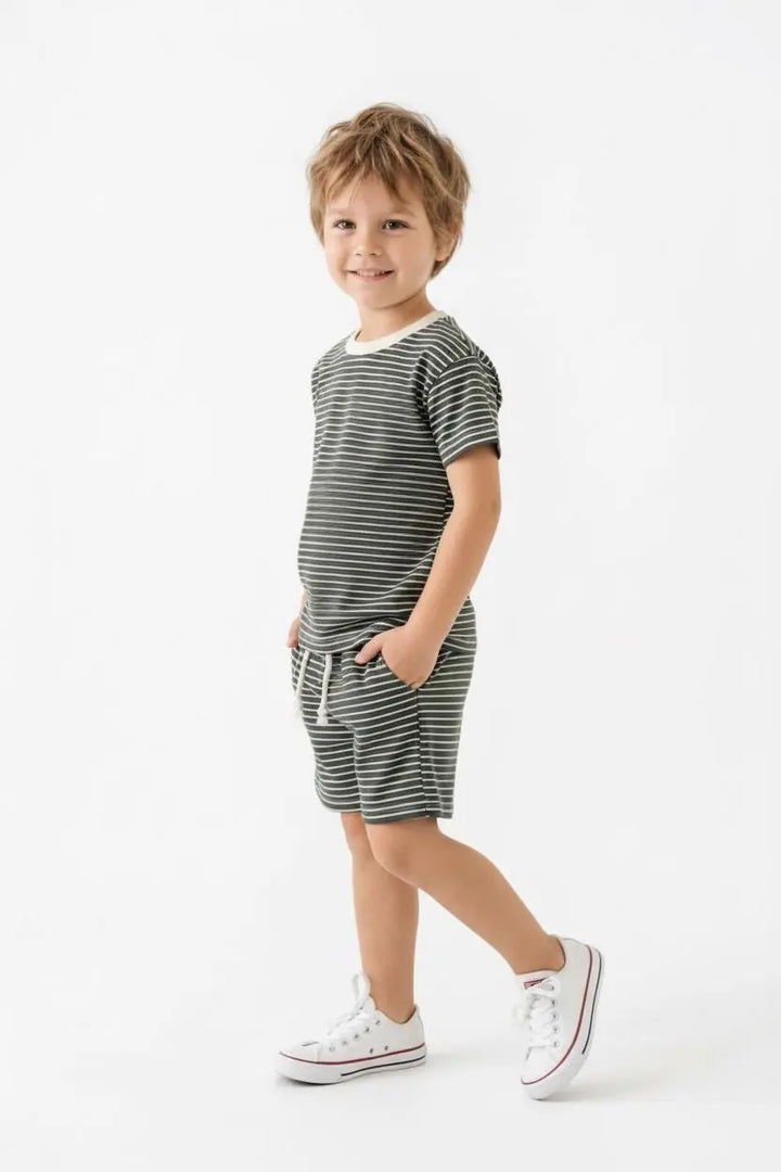 Ensemble Garçon T-Shirt et Short Rayé 2 Pièces
