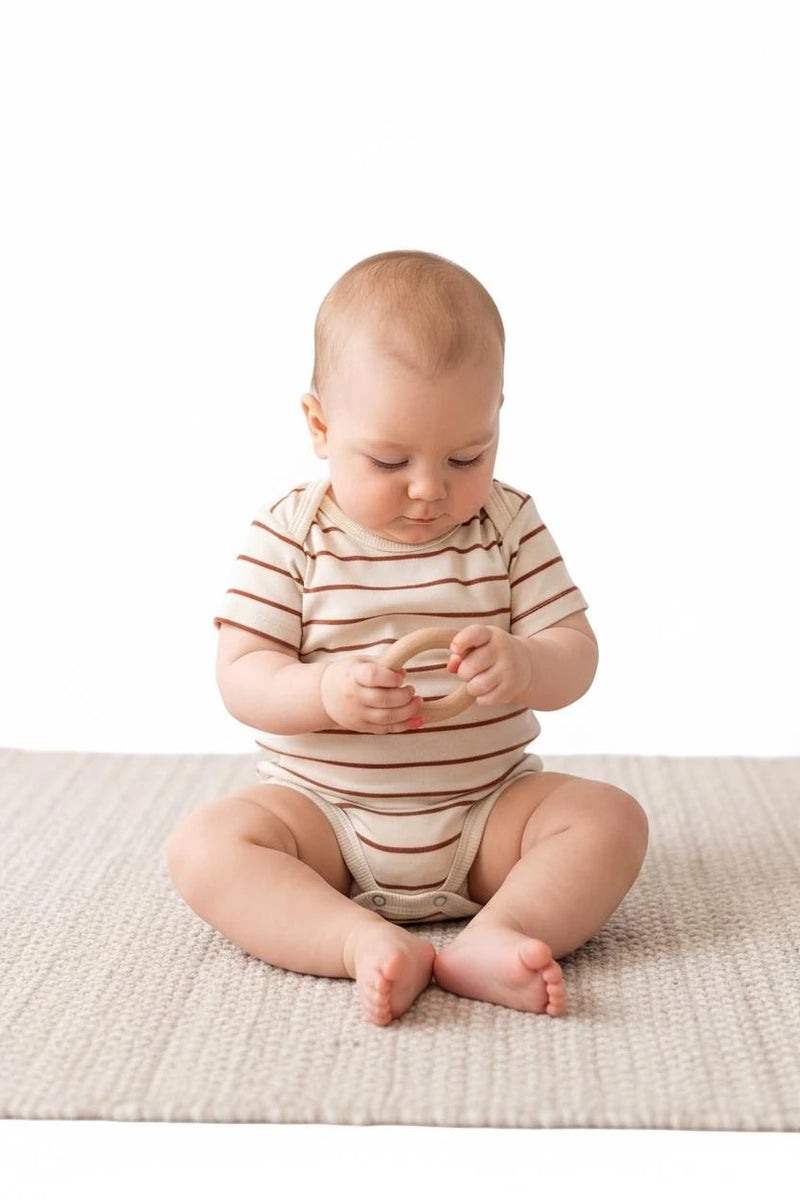 Body Bébé à Manches Courtes en Jersey Rayé avec Boutons-Pression