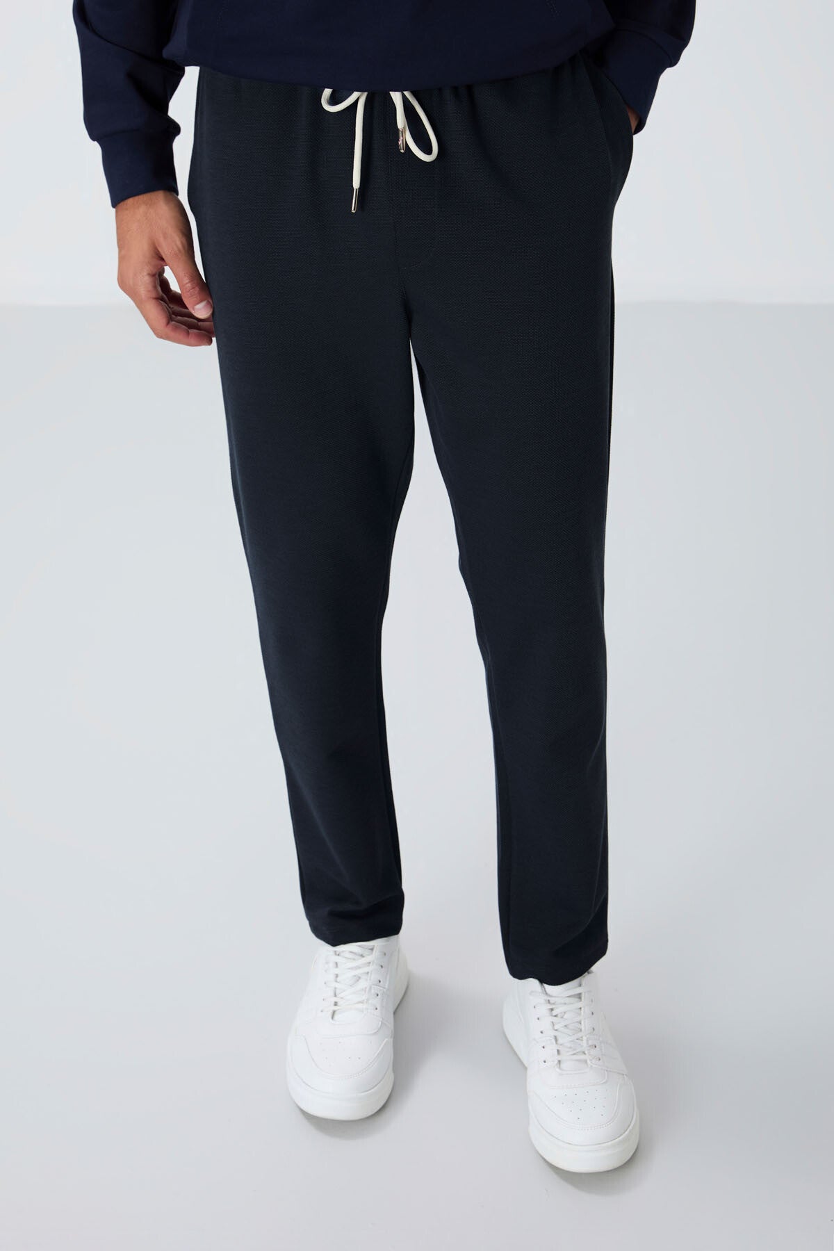 <tc>Pantalon de survêtement pour homme à coupe standard avec surface texturée - 82155</tc>