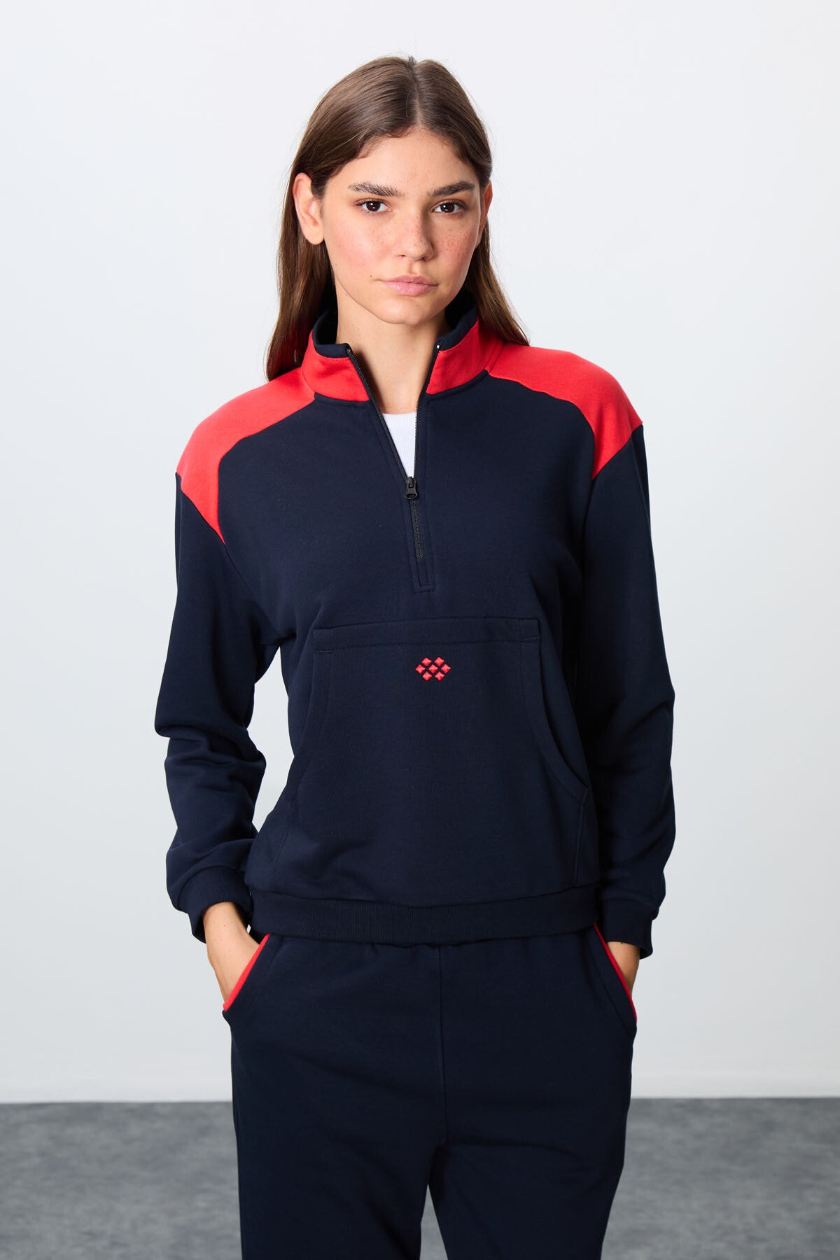 <tc>Ensemble de survêtement pour femme en indigo, en coton compact épais avec texture lisse, col montant, coupe oversize - 95342</tc>