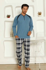 <tc>Ensemble de pyjama pour homme à carreaux, à manches courtes, col en V et poches, style rêveur.</tc>