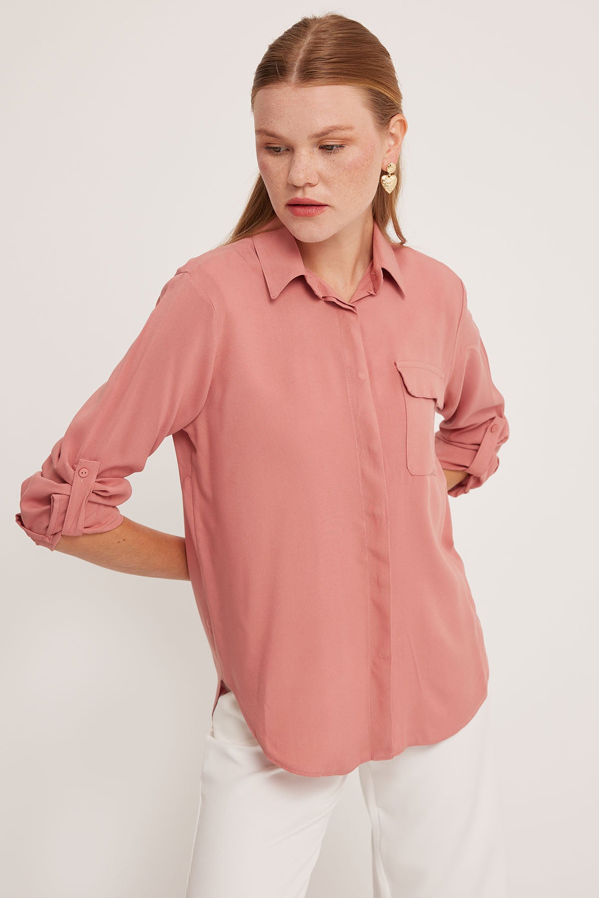 chemise femme à poche détaillée 20234