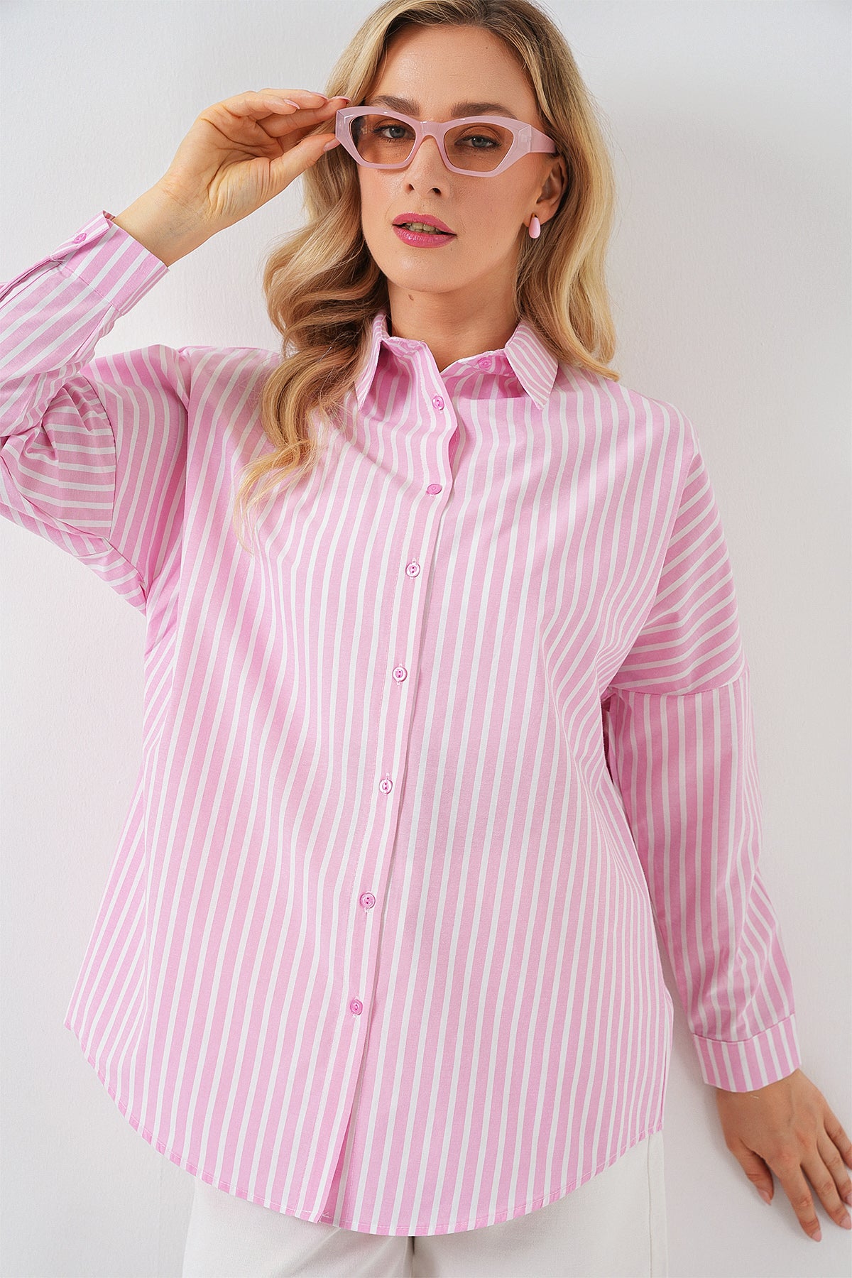 kadin çizgili oversize gömlek 20332 - Justyol