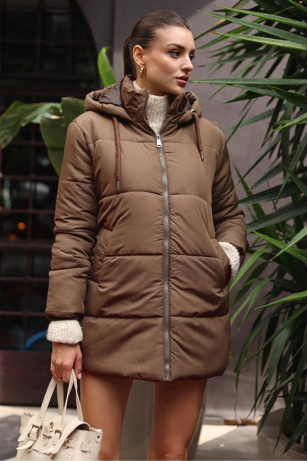 Doudoune Oversize Femme à Capuche Hiver