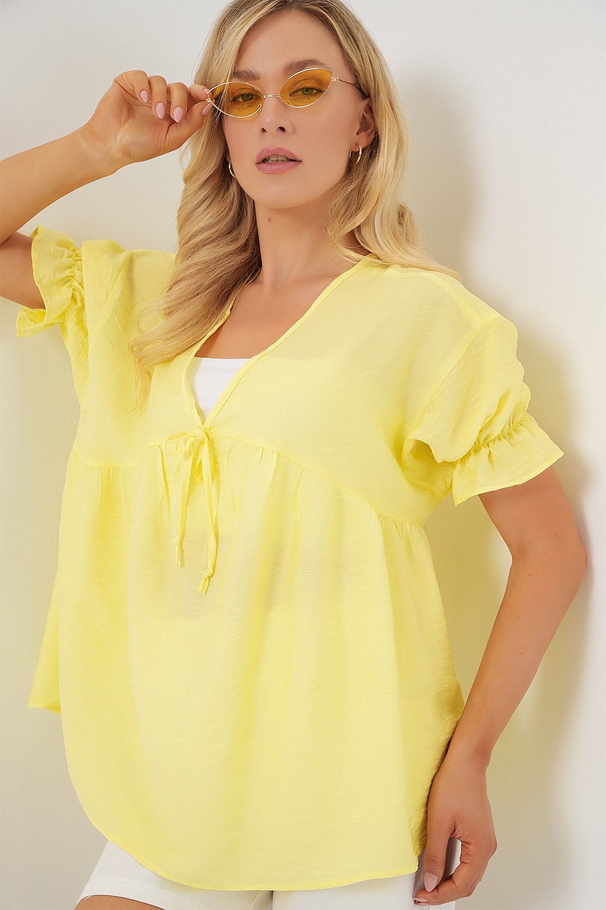 kadin önü bağcikli kisa kol bluz 962 - Justyol