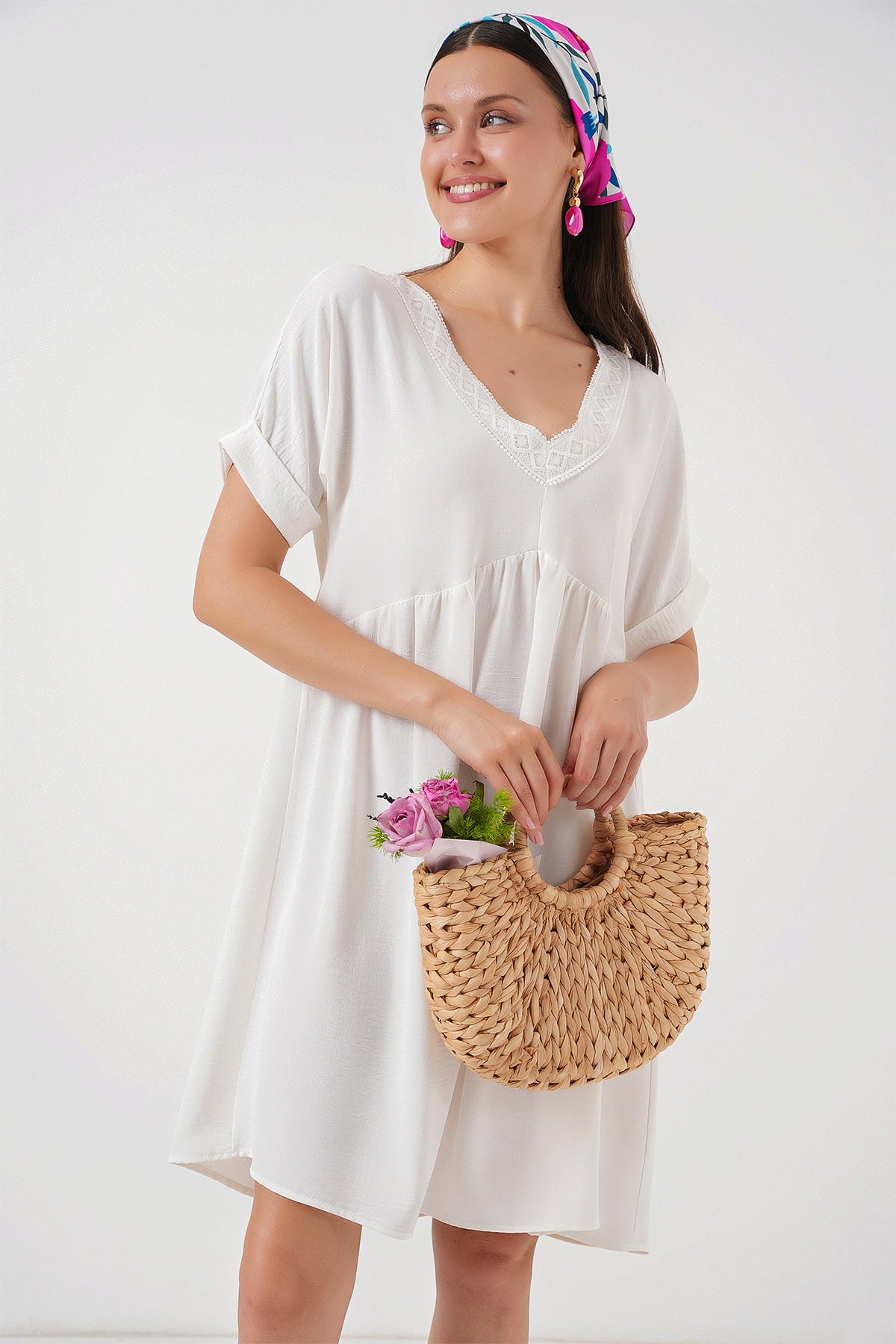 kadin v yaka kisa kol elbise 2567 - Justyol