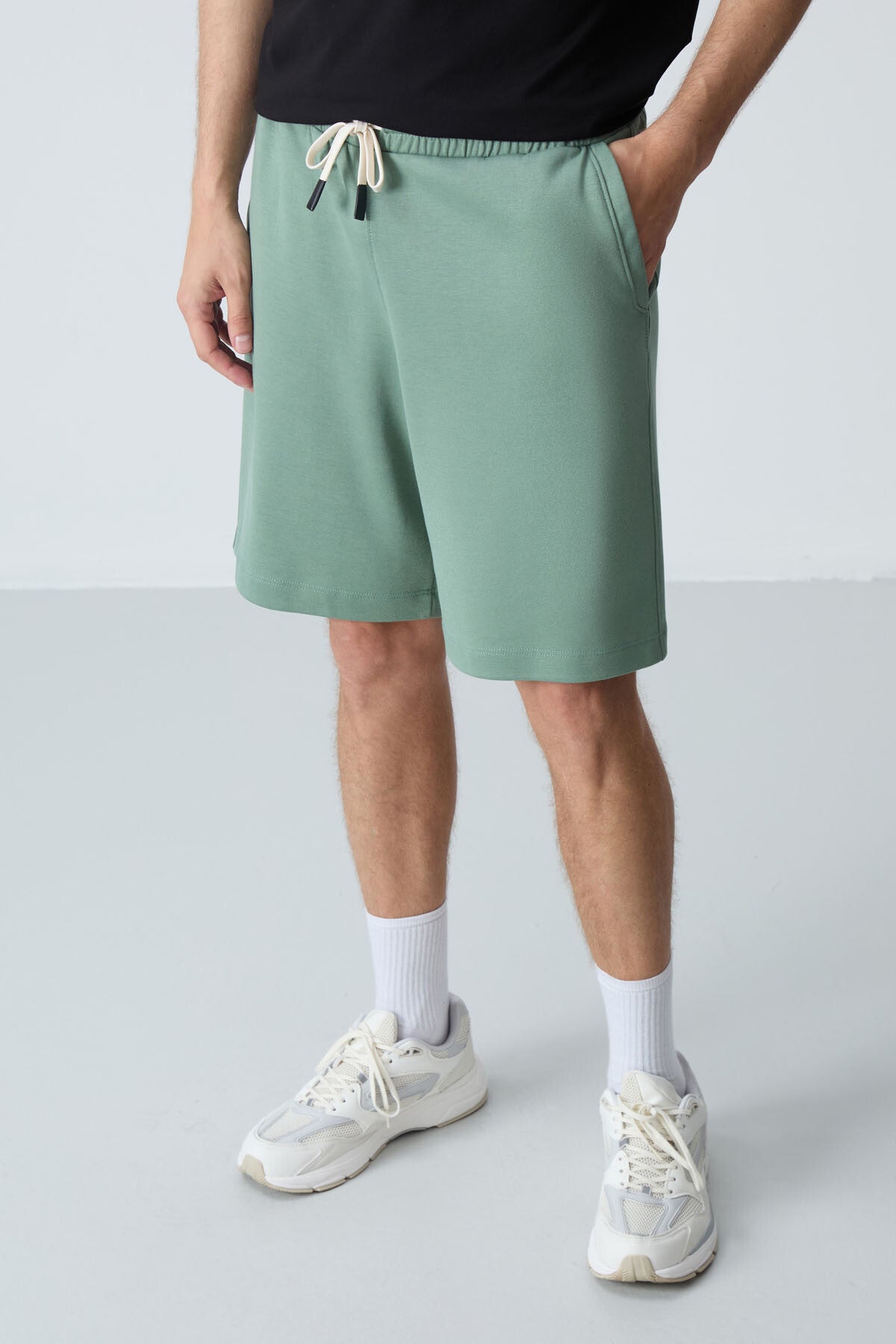 <tc>Short Basique Homme en Coton Épais à Texture Douce, Coupe Standard - 81275</tc>