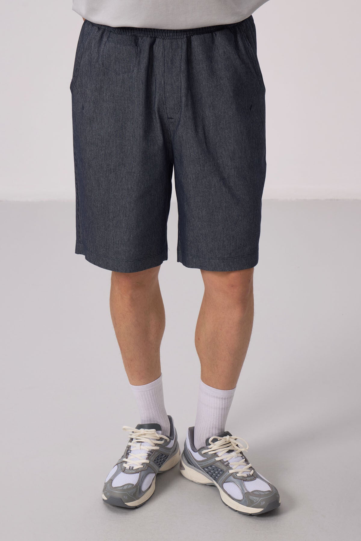 gri standart fit dokuma hafif esnek chino şort - 81290 - Justyol