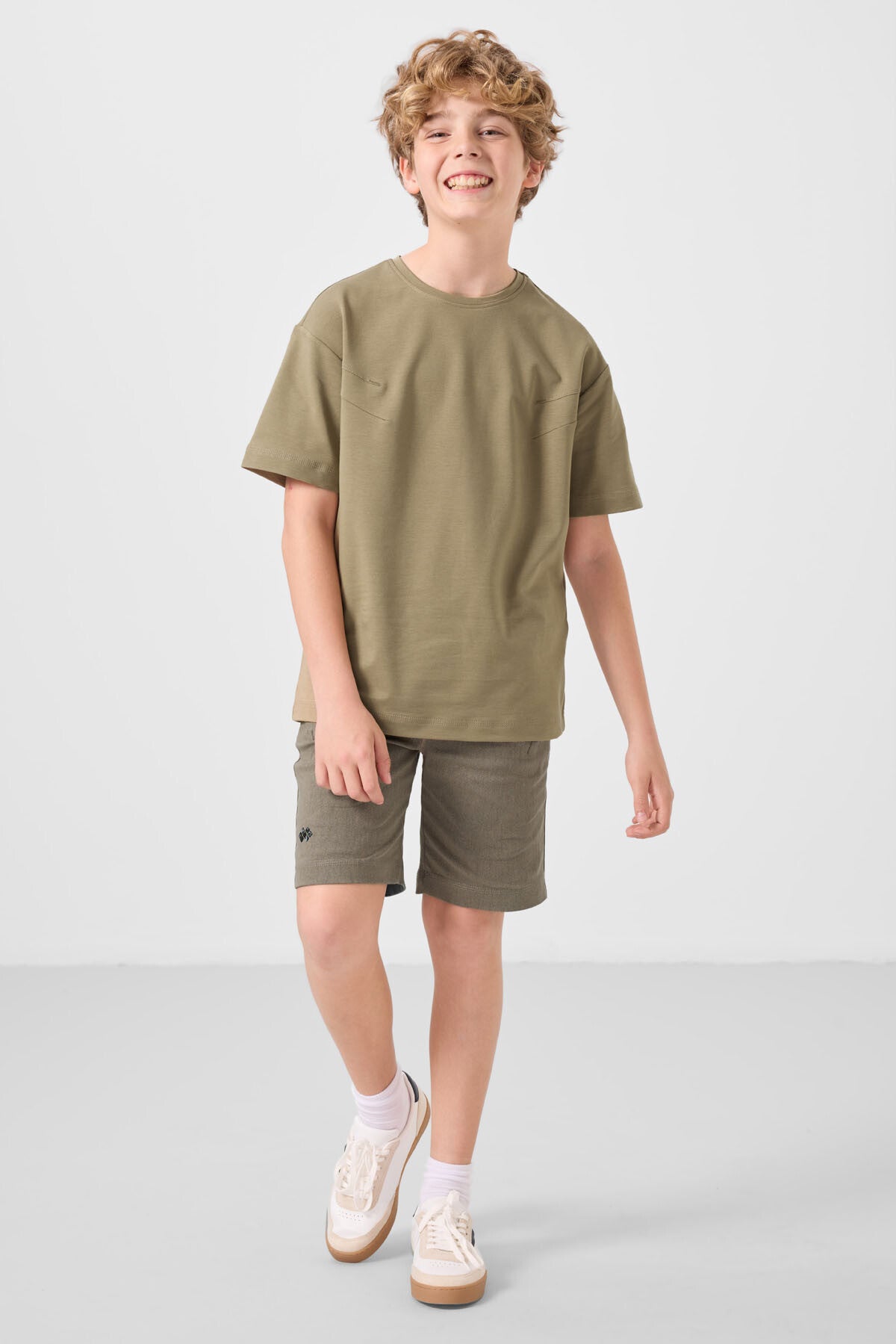 Ensemble Garçon Oversize 2 Pièces – T-shirt & Short - 11277