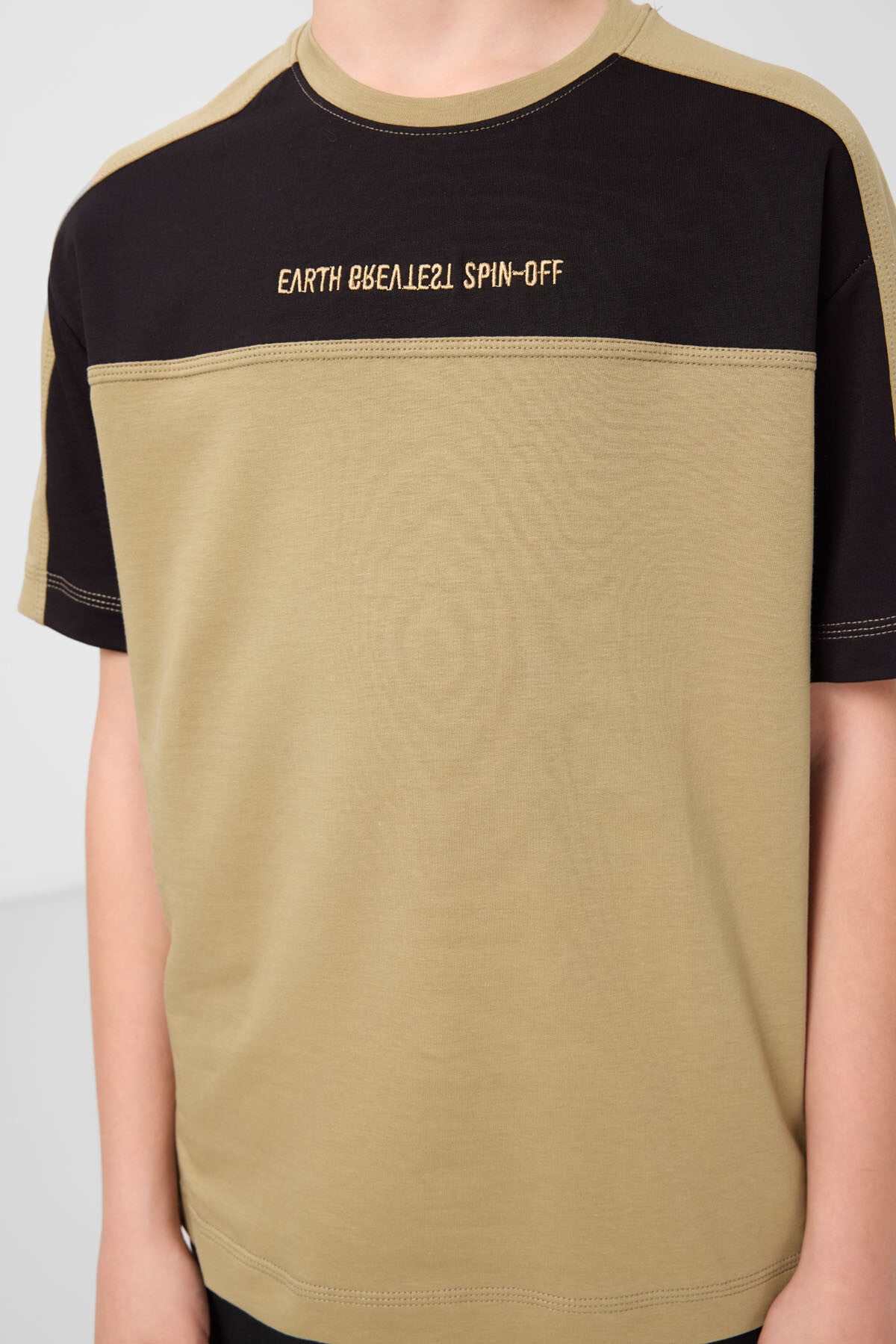 T-shirt Garçon Oversize en Coton Doux avec Broderie - 11290