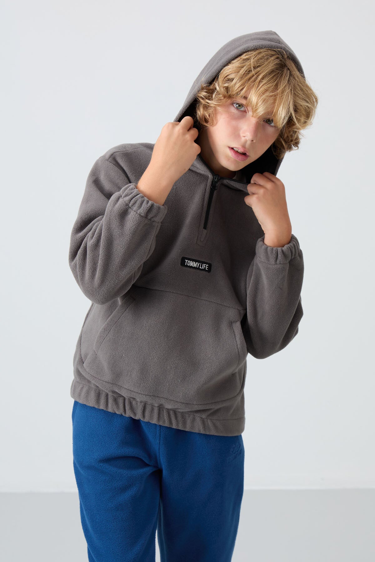 <tc>Sweatshirt Garçon en Polaire Épaisse à Texture Douce, Brodé et Coupe Standard - 11230</tc>