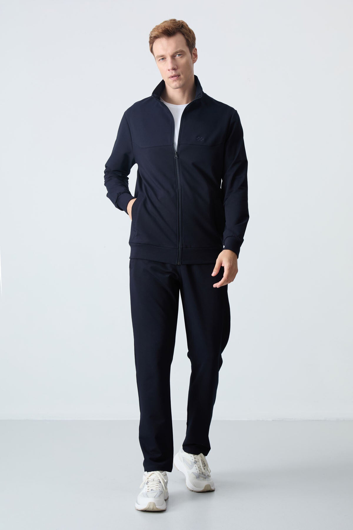 <tc>Ensemble de Survêtement Homme Bleu Marine en Coton Épais à Texture Douce, Coupe Comfort Fit - 85260</tc>