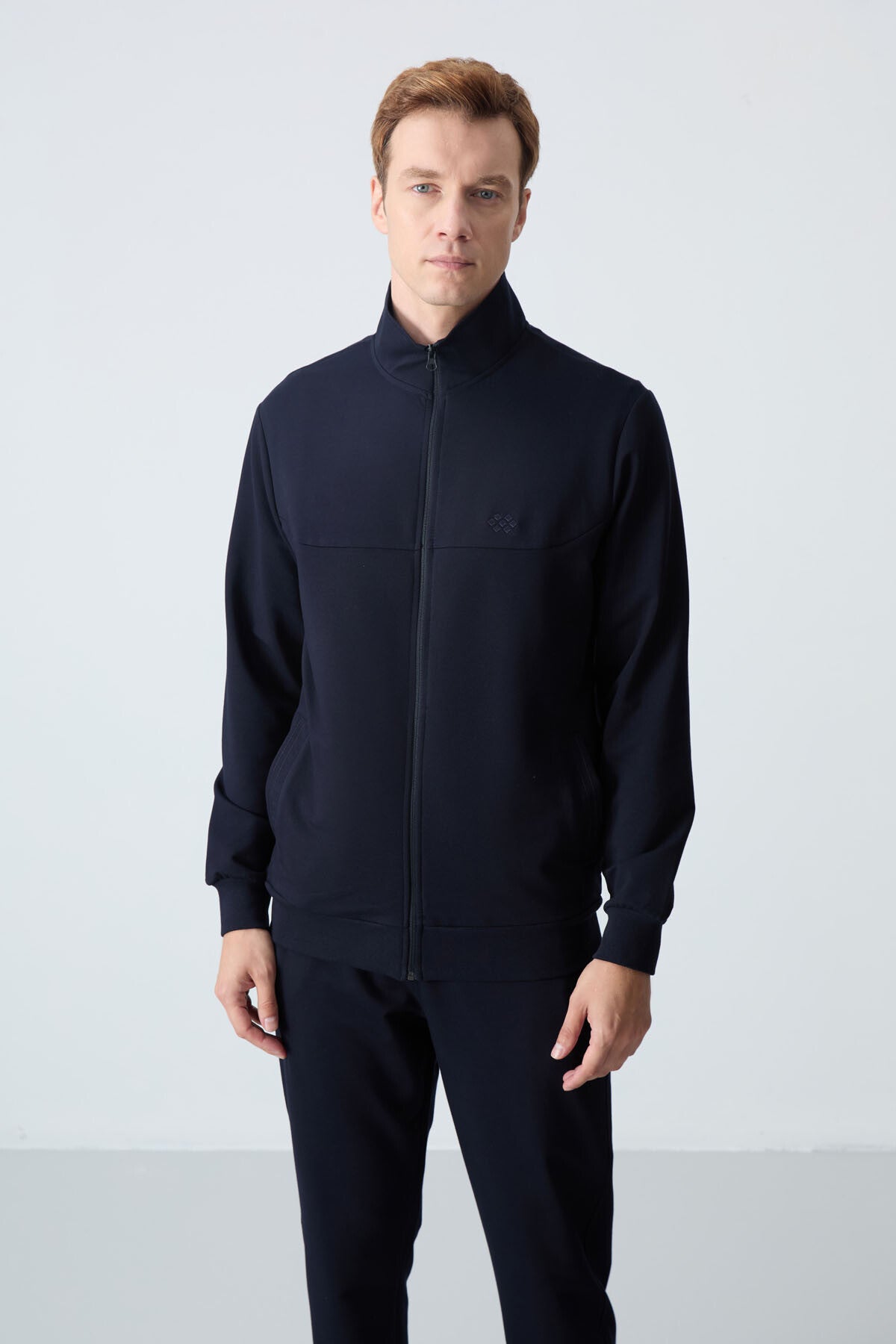 <tc>Ensemble de Survêtement Homme Bleu Marine en Coton Épais à Texture Douce, Coupe Comfort Fit - 85260</tc>