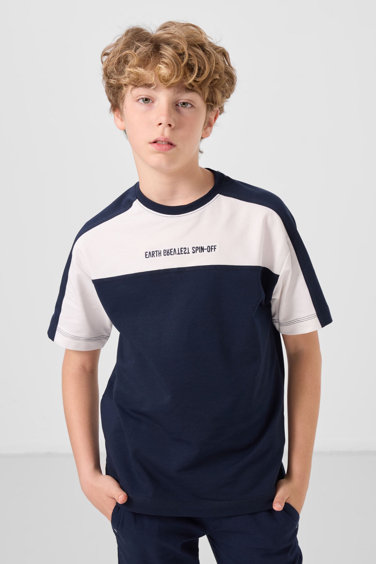 T-shirt Garçon Oversize en Coton Doux avec Broderie - 11290