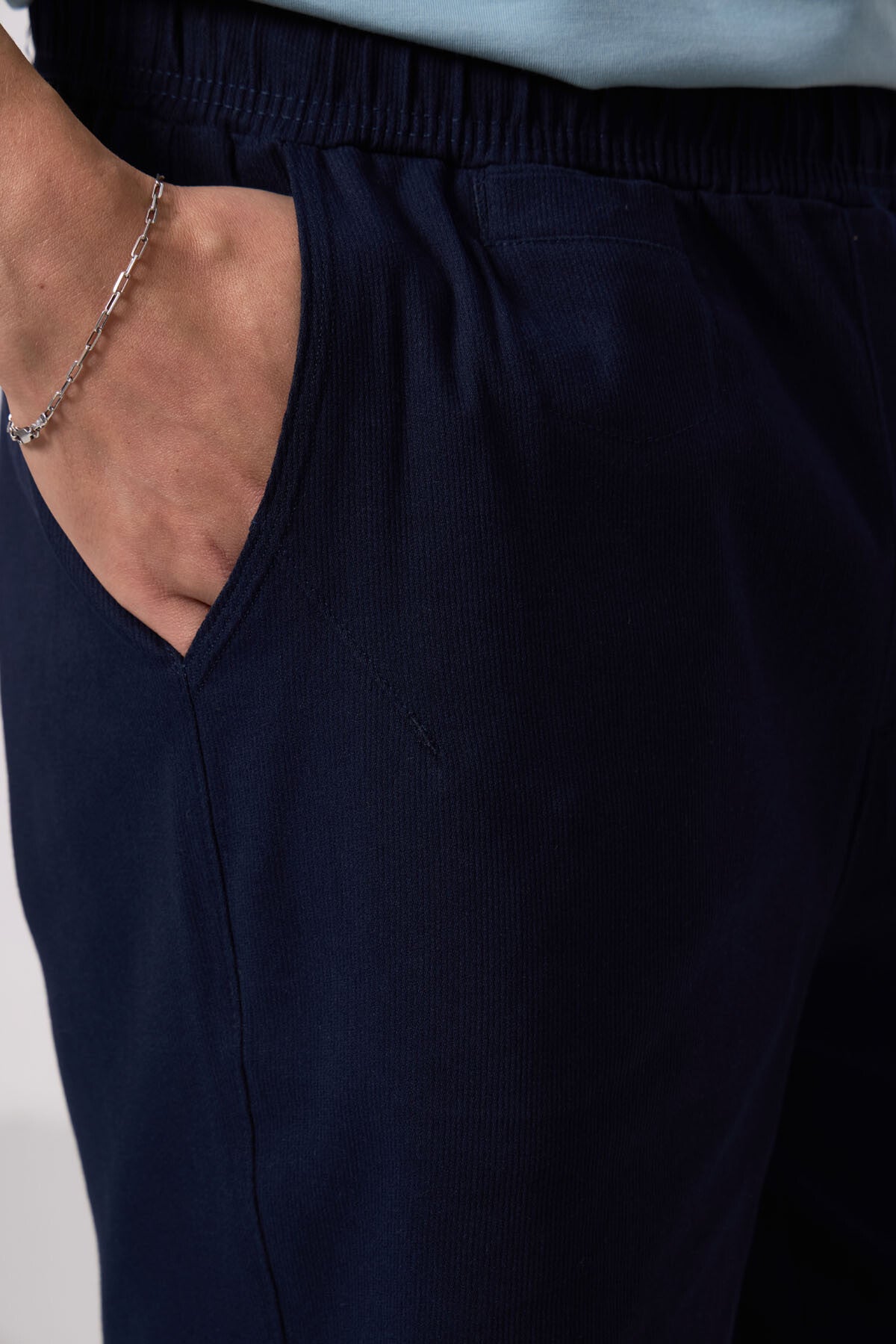 gri standart fit dokuma hafif esnek chino şort - 81290 - Justyol