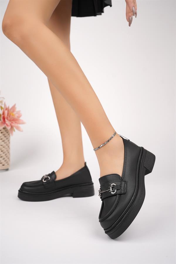Mocassins Femme à Boucle Métallique – Semelle Légère 4 cm