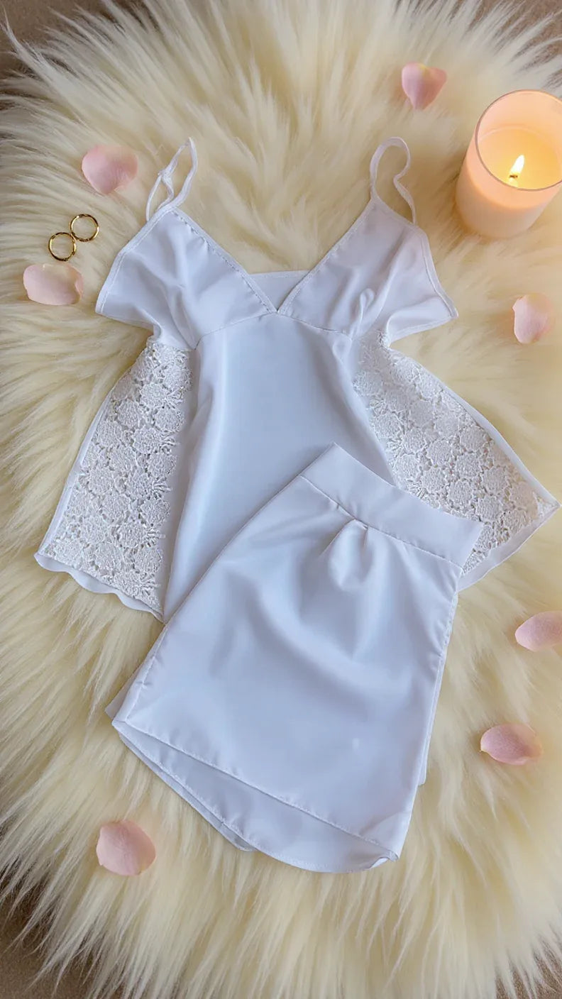 Ensemble de nuit 138 -Ensemble de nuit en satin avec dentelle pour femme - Justyol