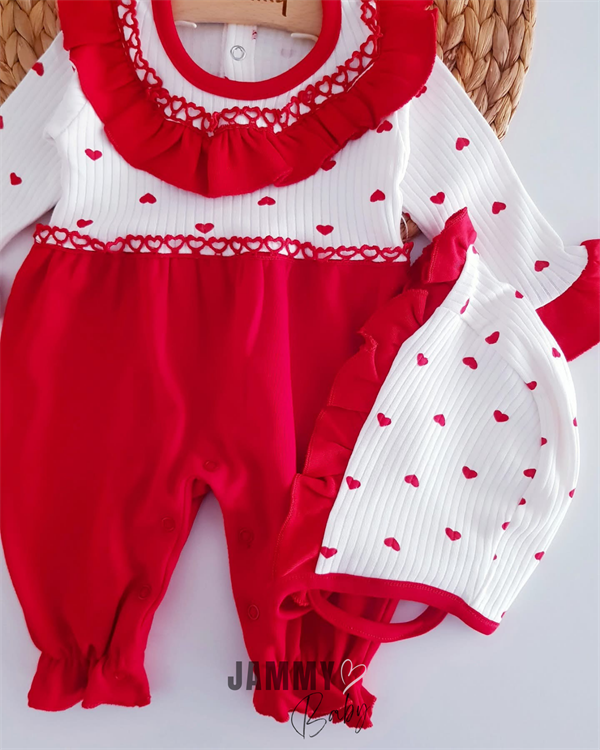 little hearts hat overalls set