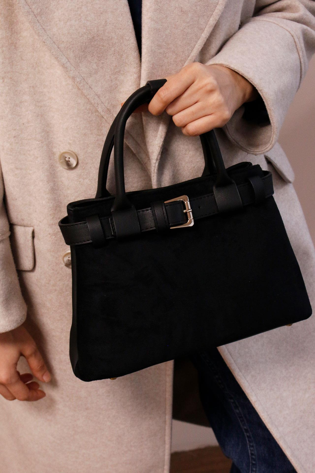 <tc>Sac à main Olivia en suède noir</tc>